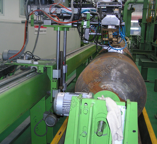 鋼瓶超聲波探傷系統(tǒng).jpg 鋼瓶超聲波探傷系統(tǒng).jpg